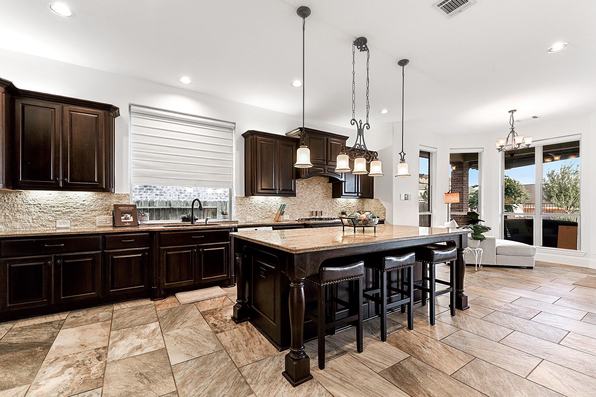 Katy, Texas, 77494, United States, 5 Bedrooms Bedrooms, ,5 BathroomsBathrooms,Residential,For Sale,1974664