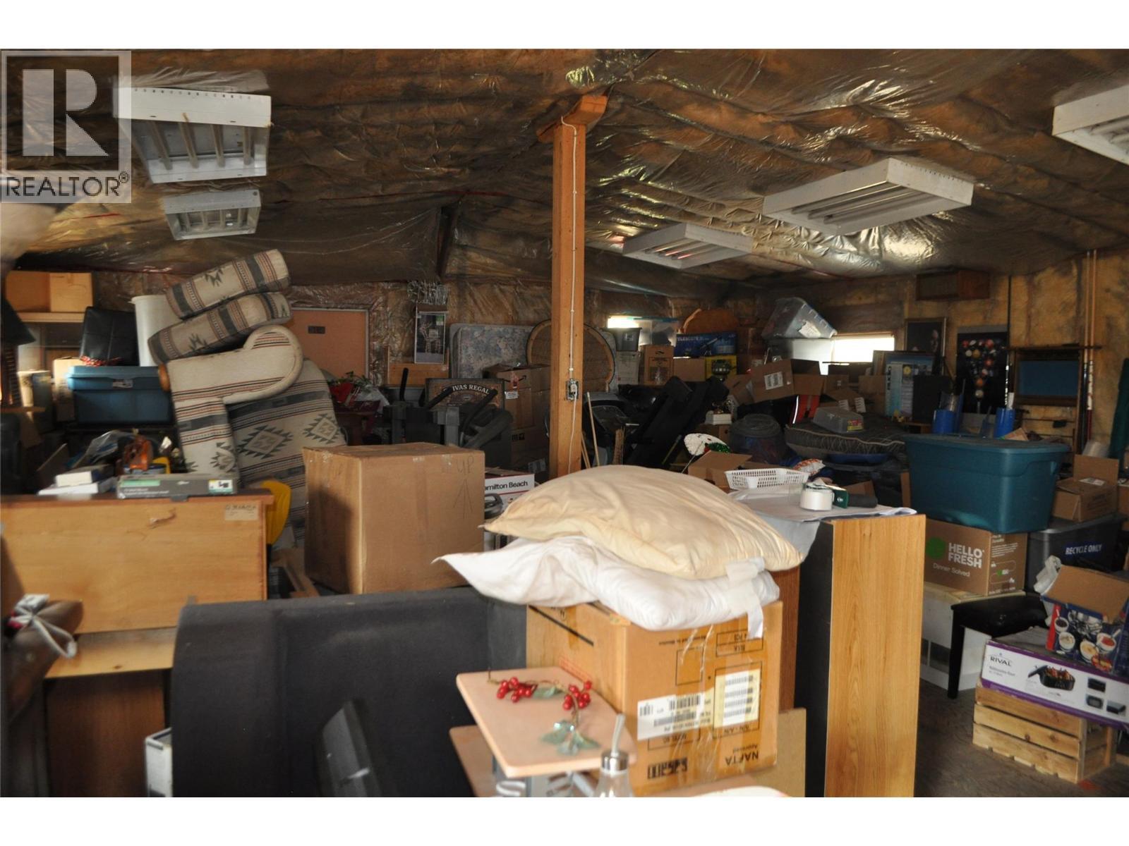 KALEDEN, British Columbia, V0H 1K0, CA, 1 Bedroom Bedrooms, ,1 BathroomBathrooms,Residential,For Sale,1948782