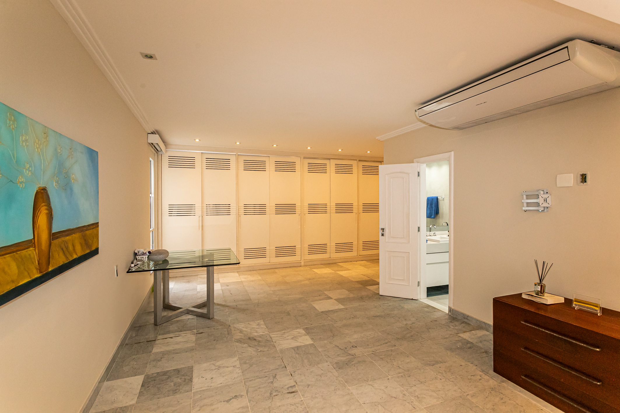  Linear apartment with breathtaking ocean views in prime Ipanema location - 物件實景