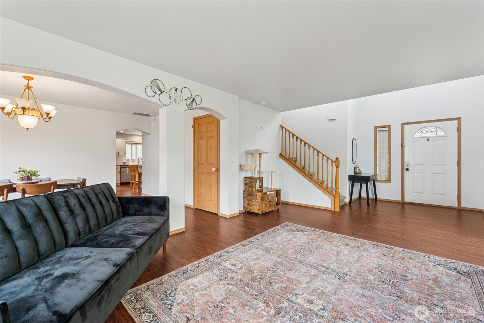 Tacoma, Washington, 98445, United States, 3 Bedrooms Bedrooms, ,2 BathroomsBathrooms,Residential,For Sale,1976537