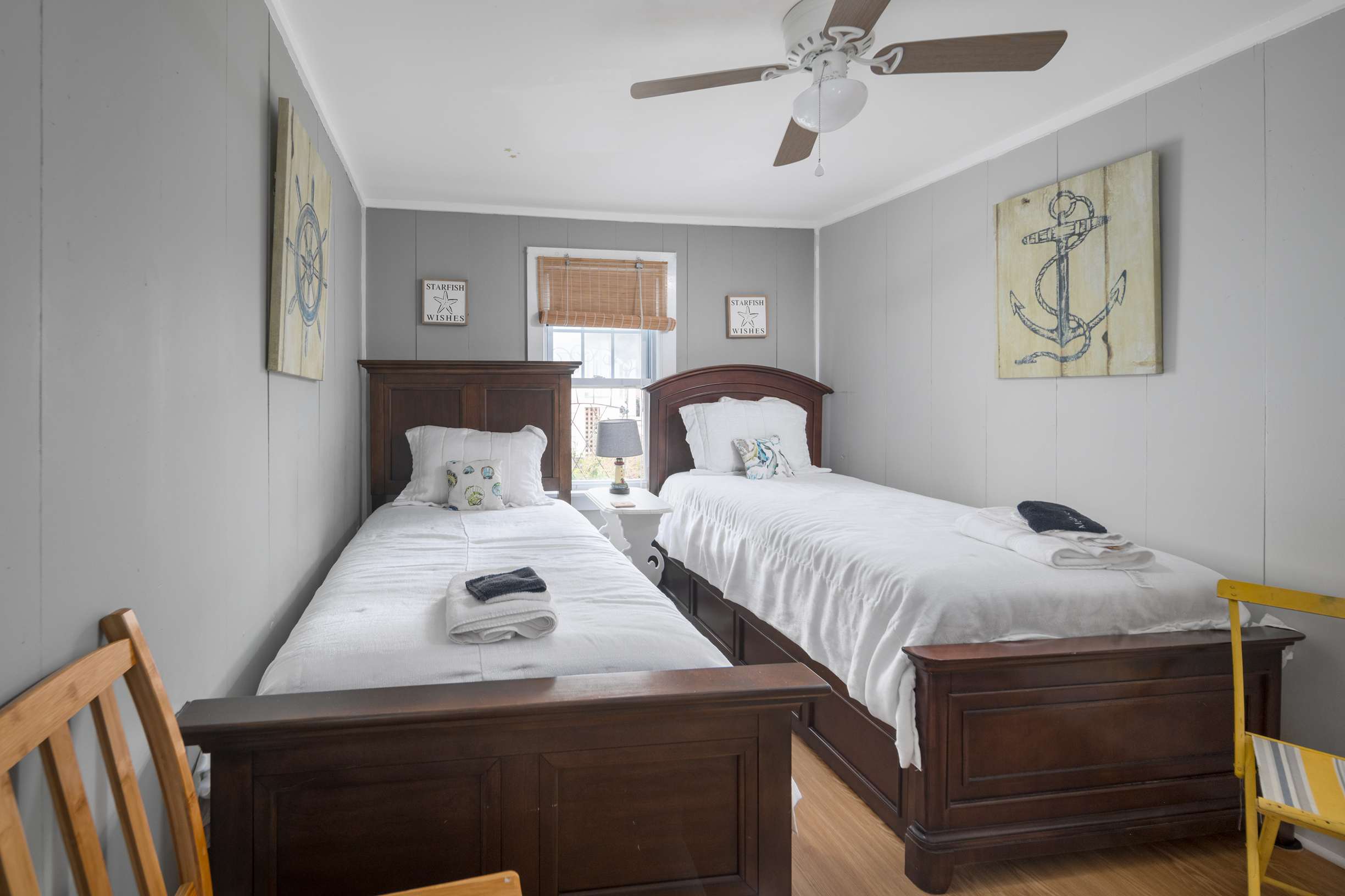  First Level Condo 50 Steps From Long Sands Beach Bathouse in York - 物件實景