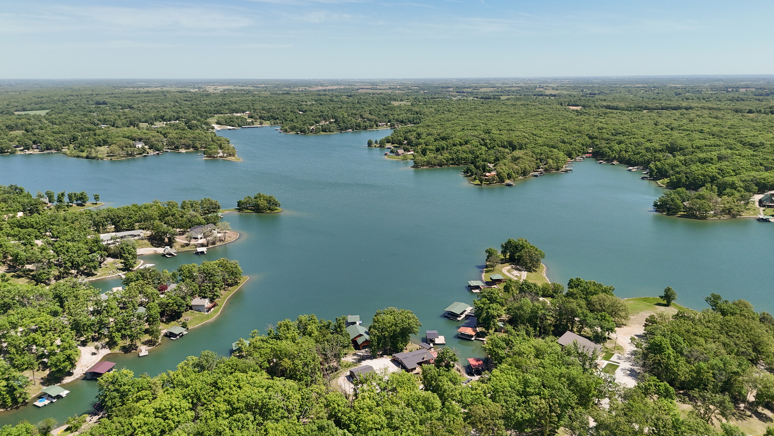 Keytesville, Missouri, 65261, United States, 4 Bedrooms Bedrooms, ,3 BathroomsBathrooms,Residential,For Sale,2048618