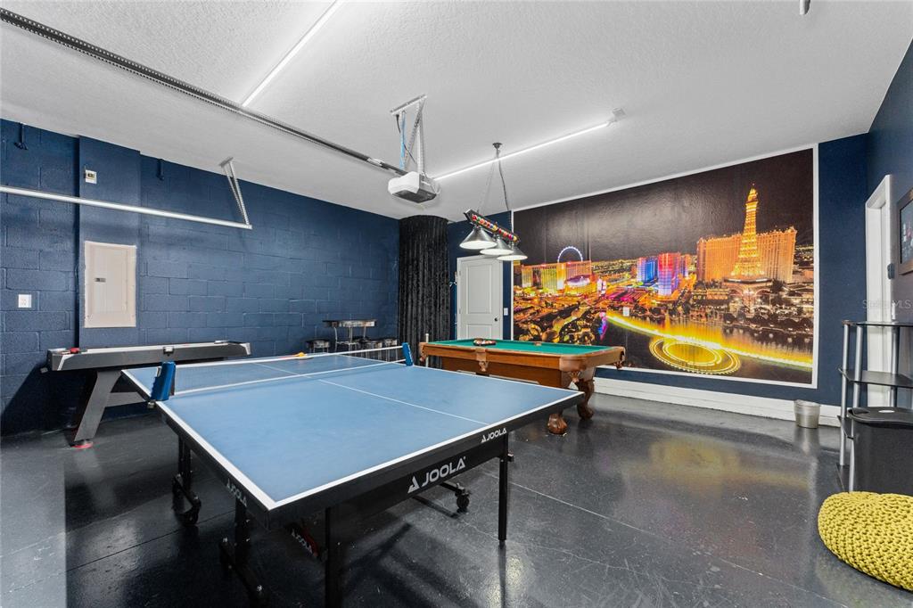 Davenport, Florida, 33896, United States, 8 Bedrooms Bedrooms, ,5 BathroomsBathrooms,Residential,For Sale,1907753