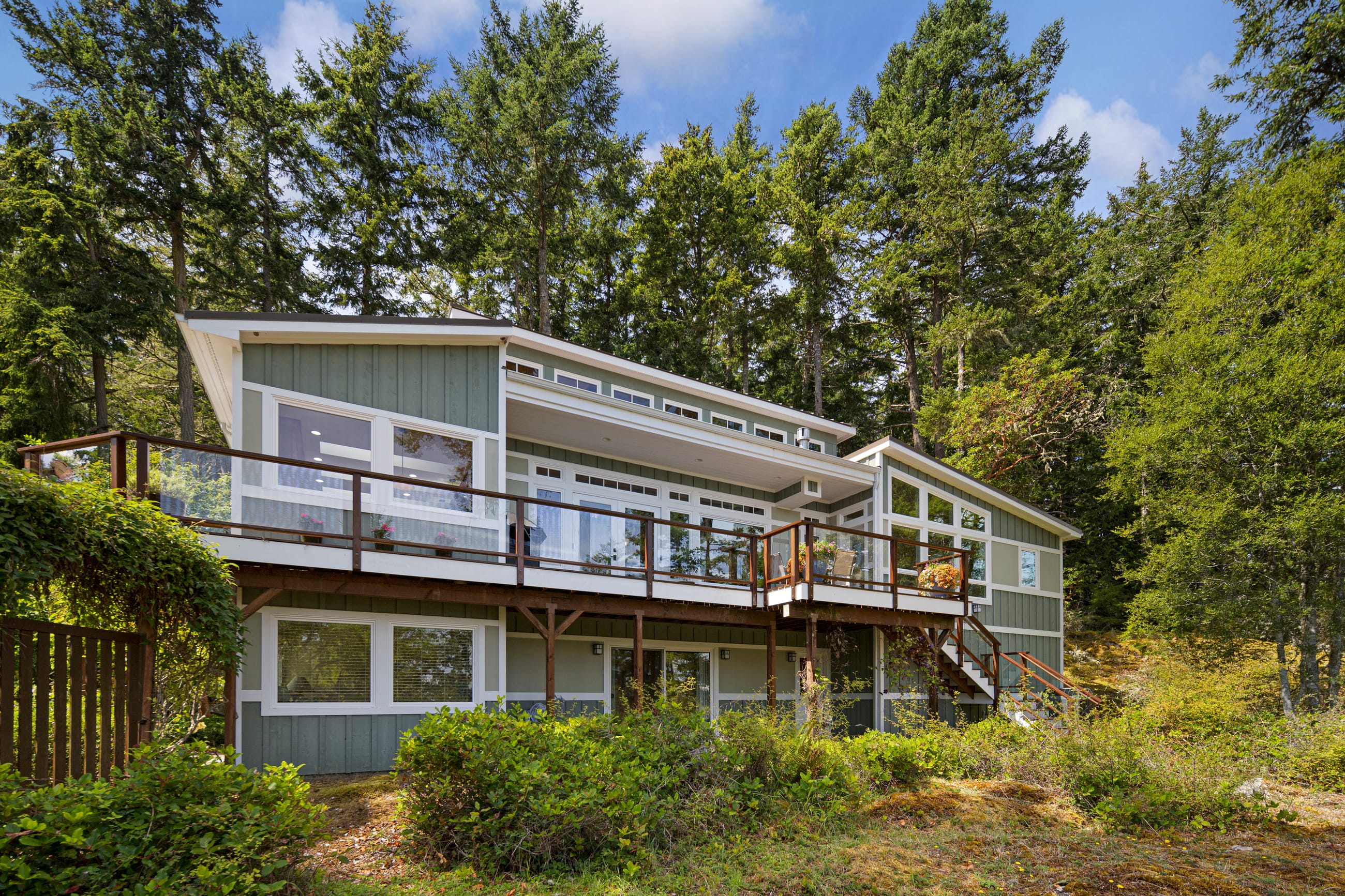  Timeless Design with Water Views - 物件實景