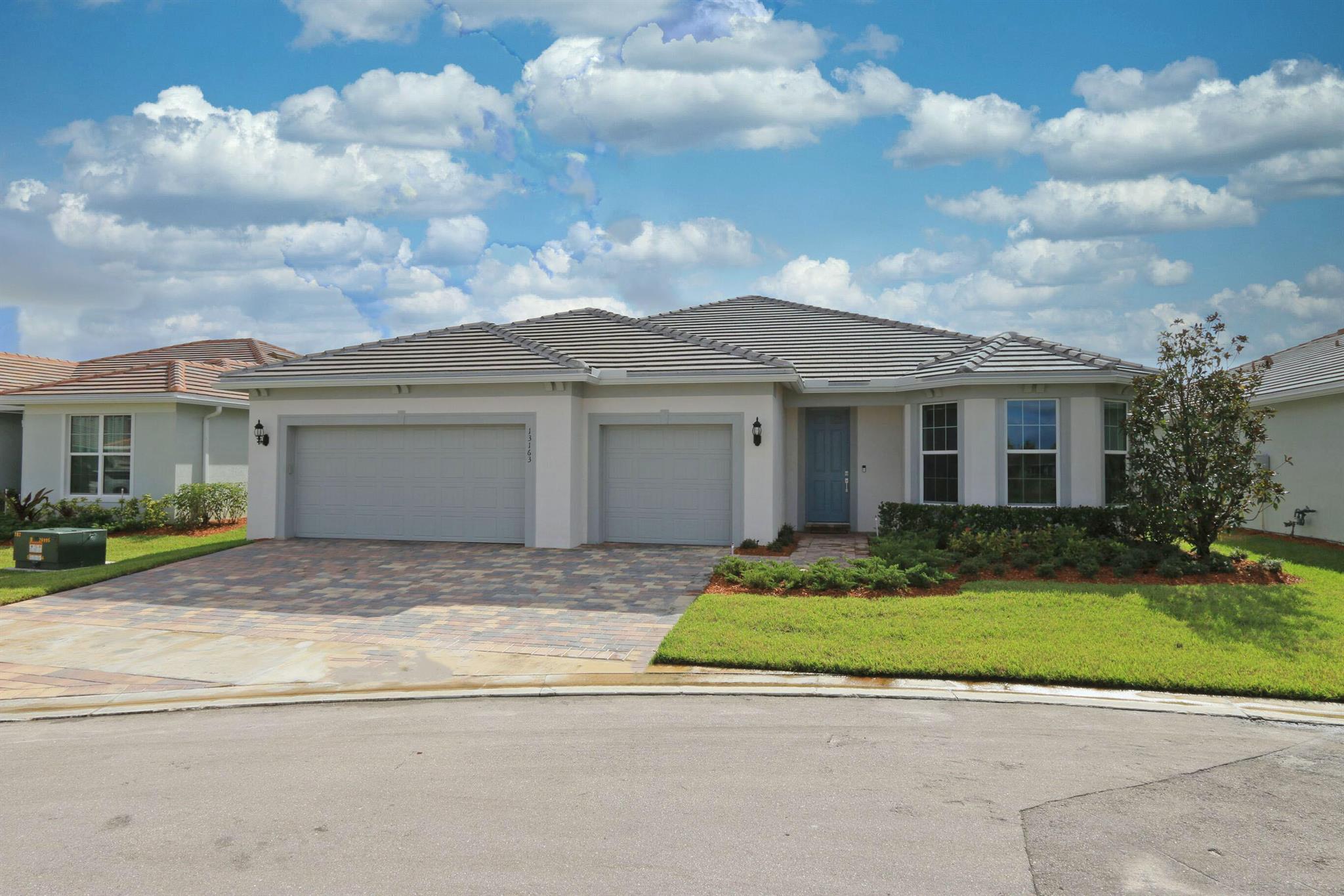 Port St Lucie, Florida, 34987, United States, 2 Bedrooms Bedrooms, ,3 BathroomsBathrooms,Residential,For Sale,1975930