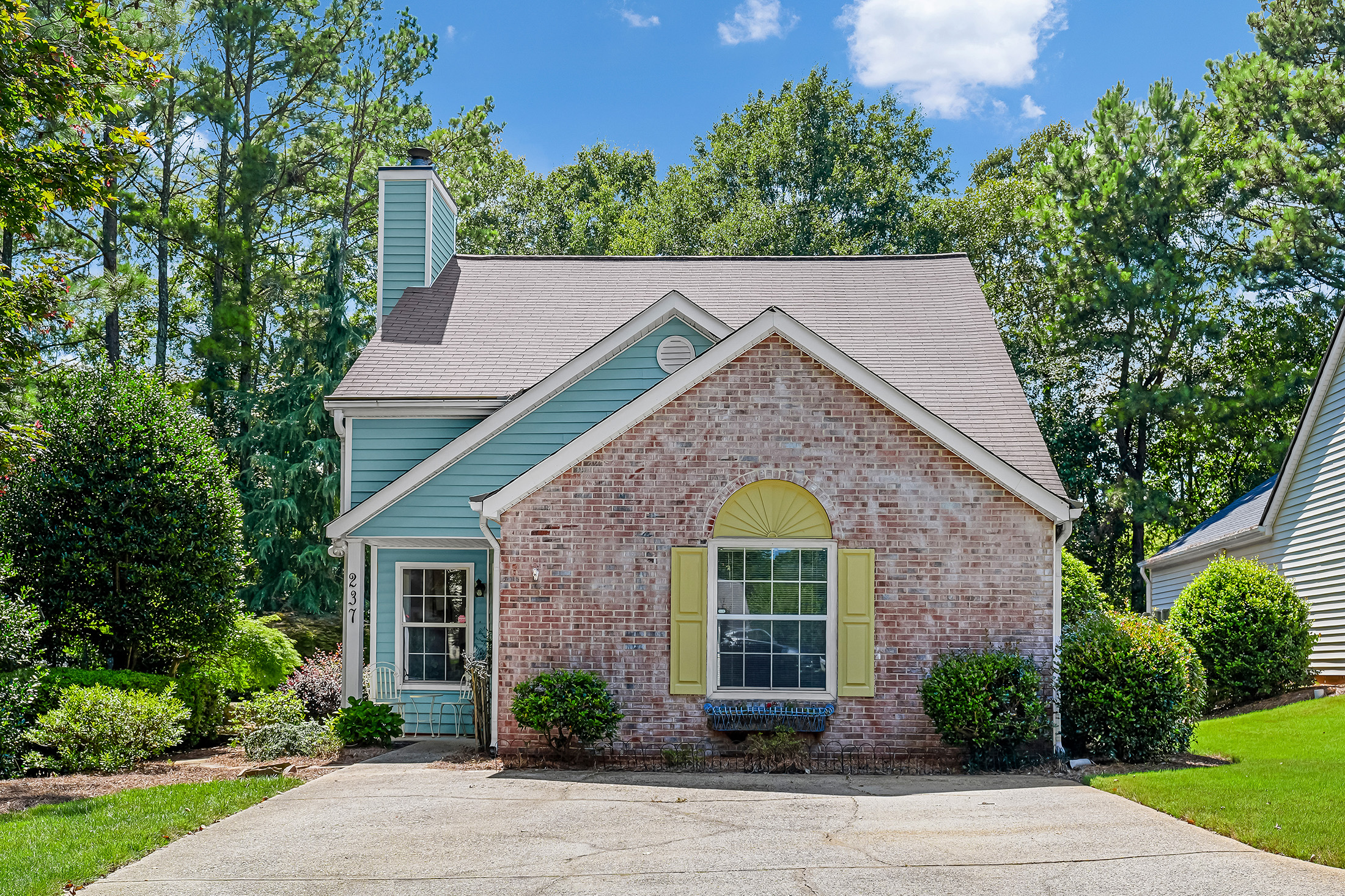  Effortless Living in Charming Alpharetta Home - 物件實景