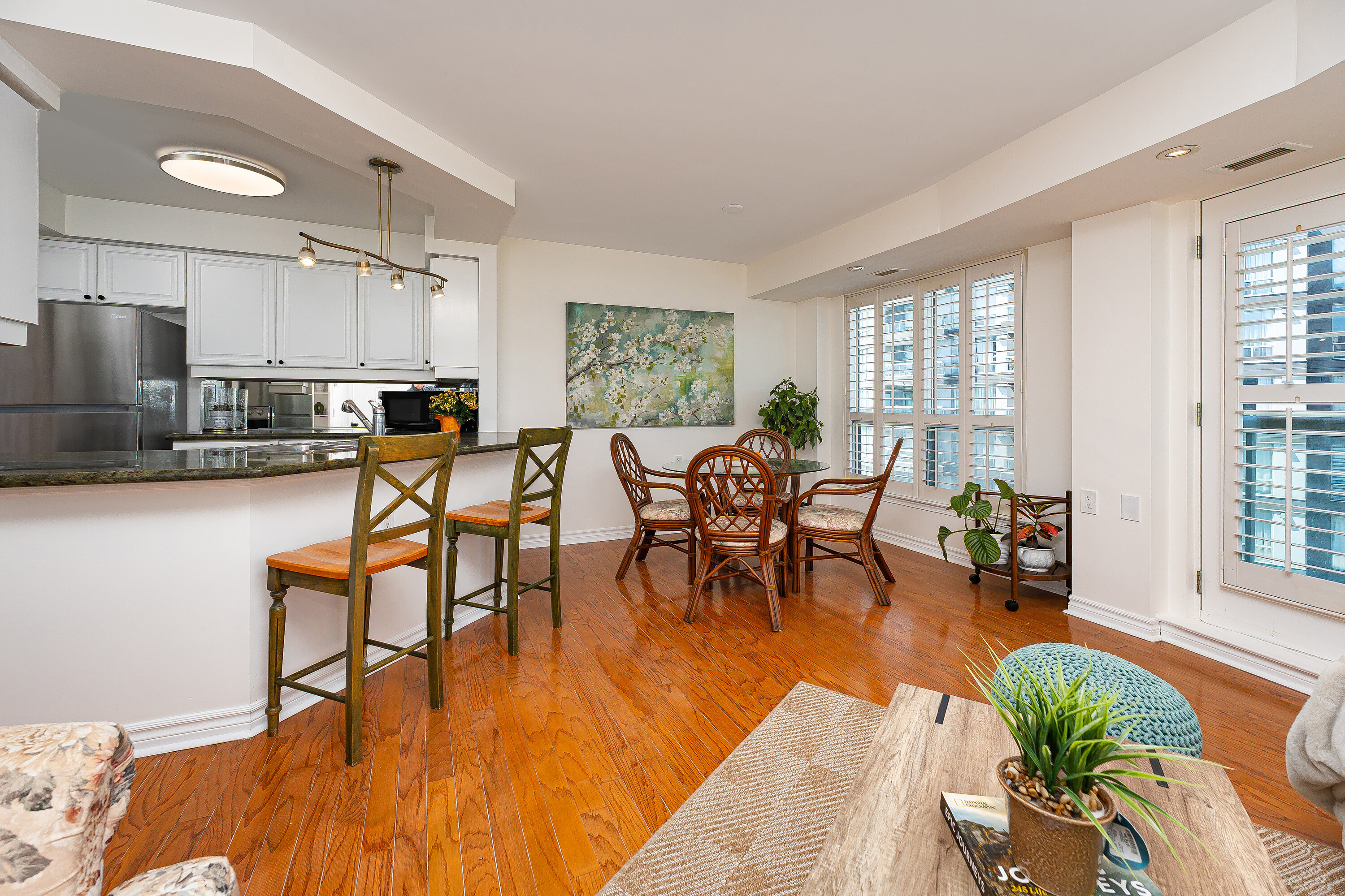  Beautifully Refreshed Condo - 物件實景