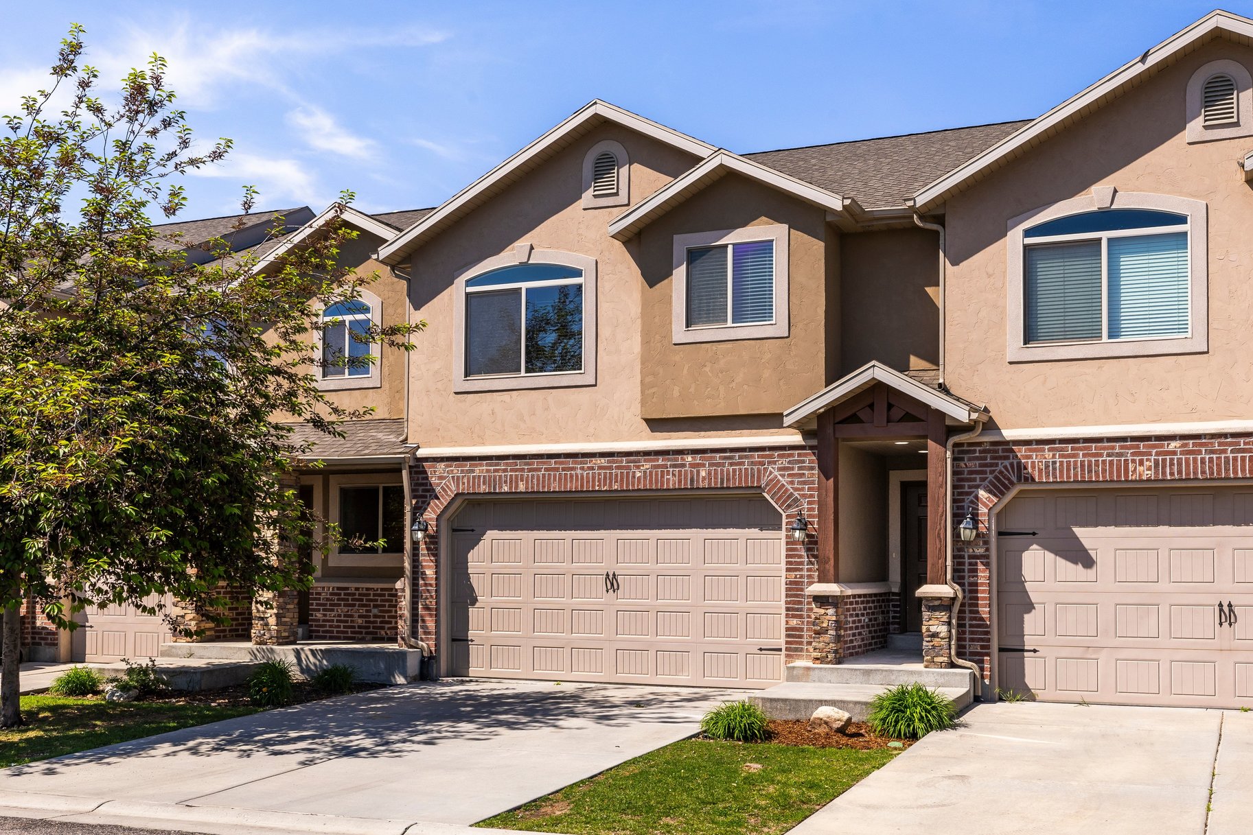  Townhome with Fully Finished Basement - 物件實景