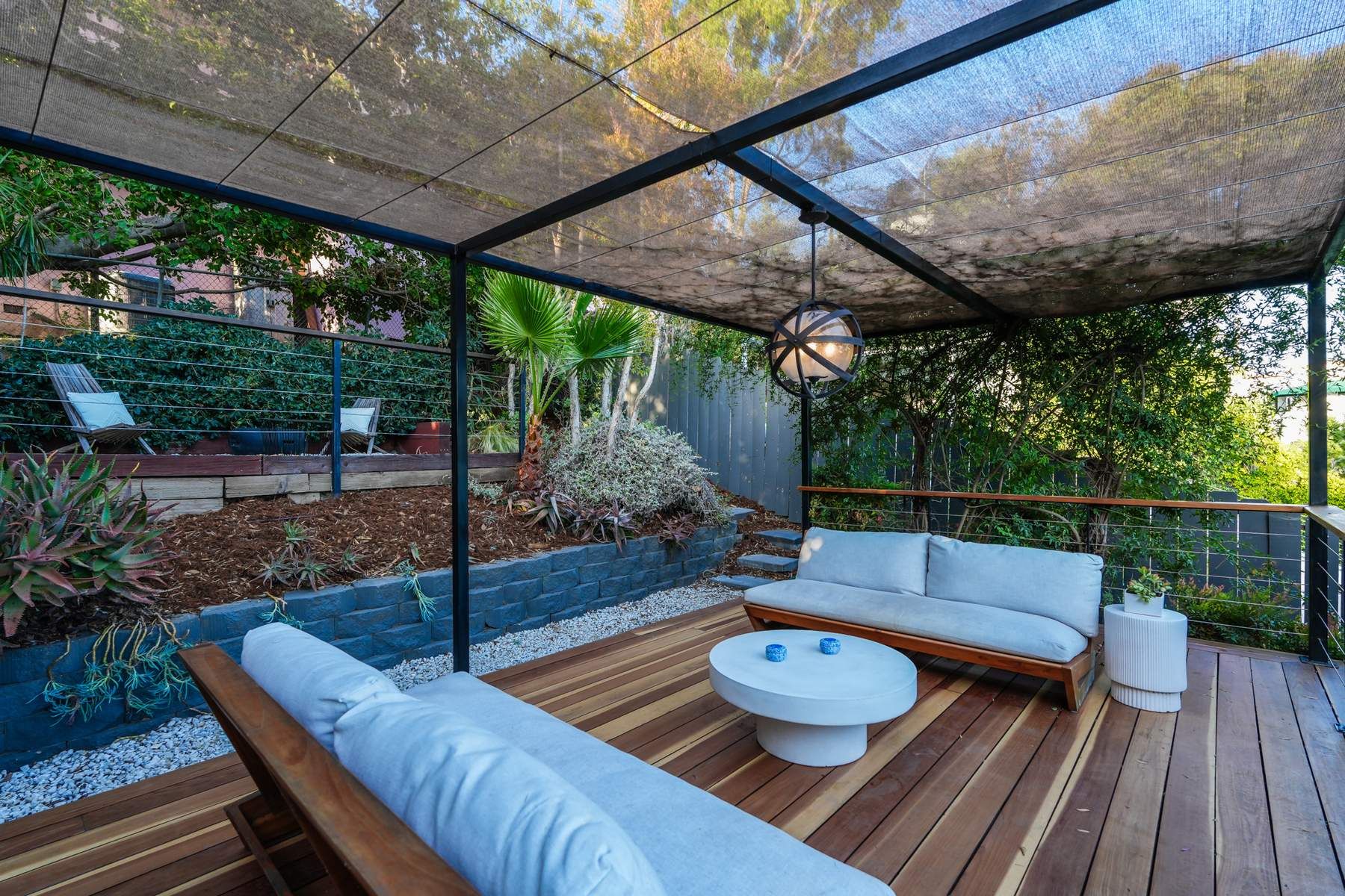  1601 Redesdale Avenue - 物件實景