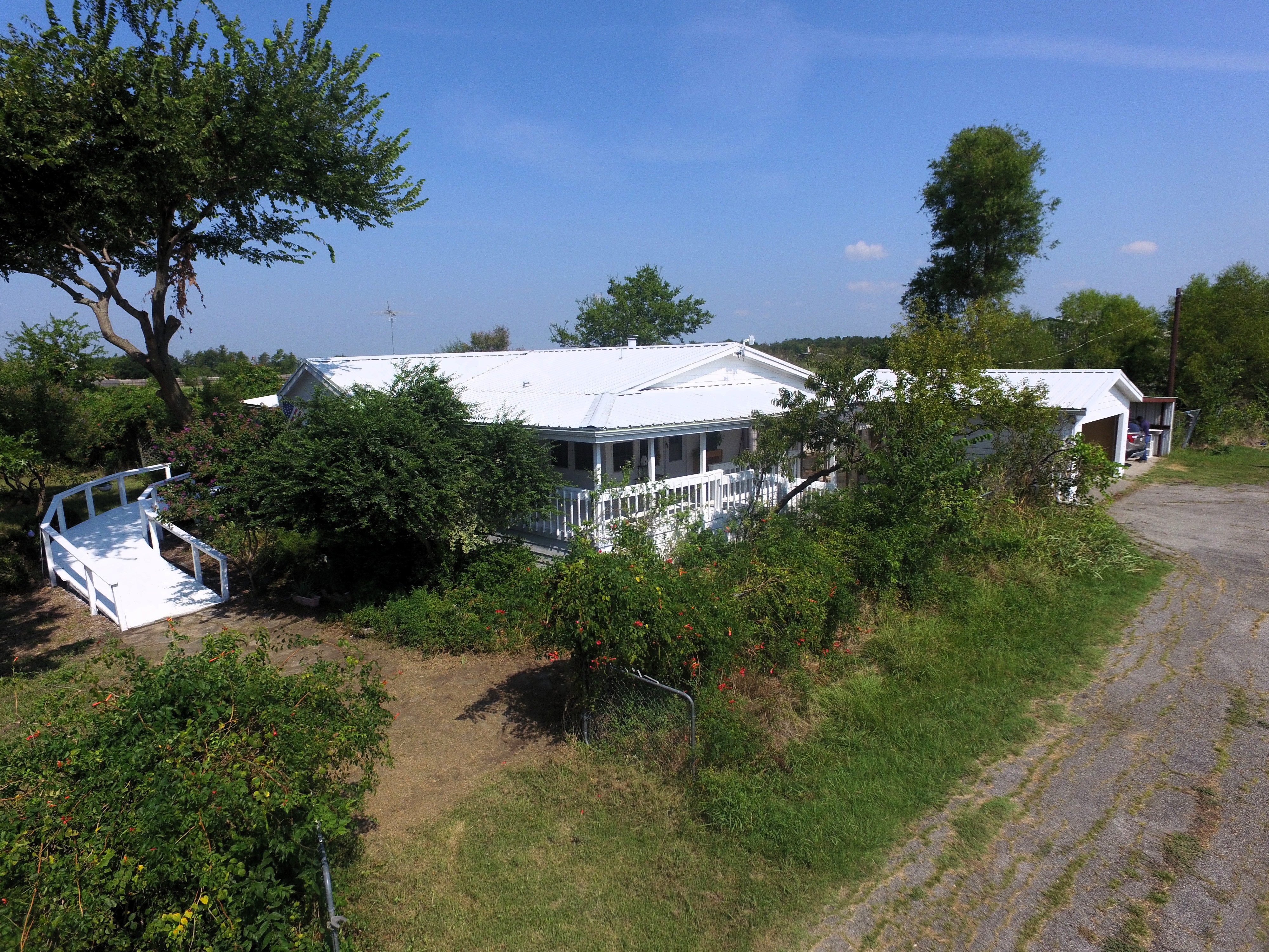 Greenville, Texas, 75402, United States, 3 Bedrooms Bedrooms, ,2 BathroomsBathrooms,Residential,For Sale,1978816