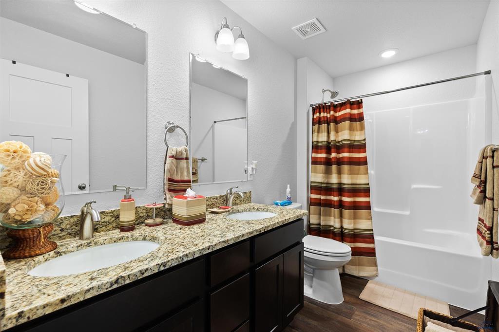 Rapid City, South Dakota, 57703, United States, 3 Bedrooms Bedrooms, ,3 BathroomsBathrooms,Residential,For Sale,1863610