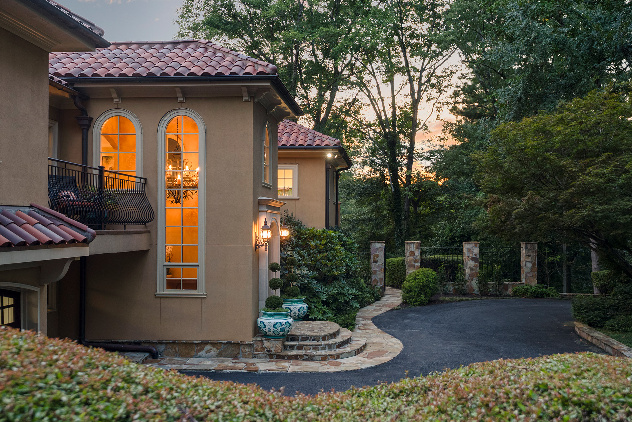  Remarkable Spanish-style Estate on 3.8+/- Private Acres - 物件實景