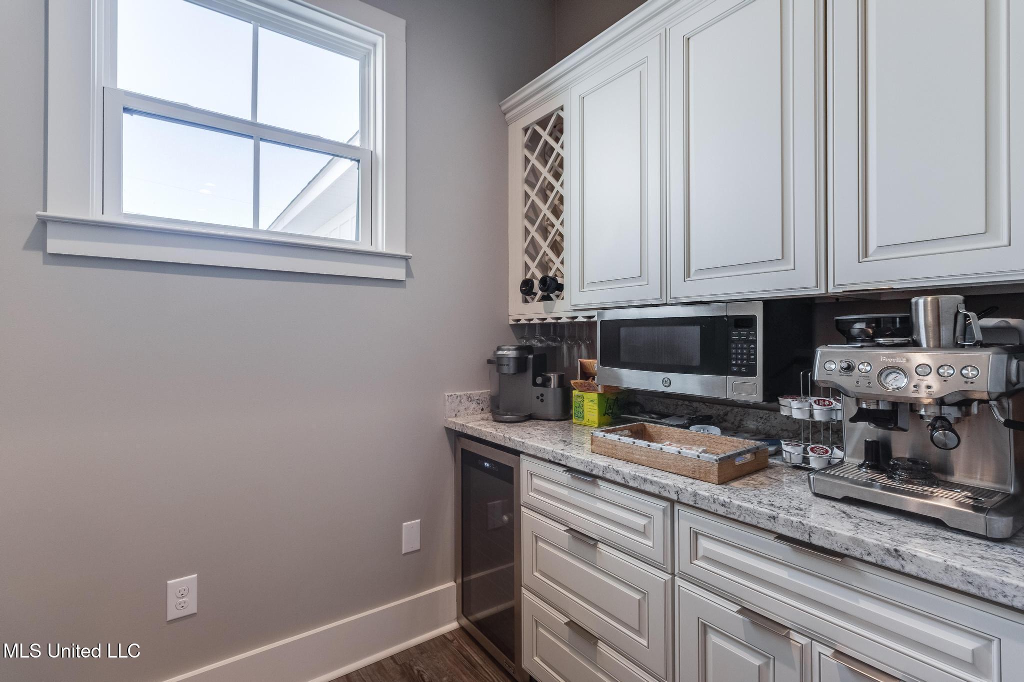 Long Beach, Mississippi, 39560, United States, 3 Bedrooms Bedrooms, ,2 BathroomsBathrooms,Residential,For Sale,1968810