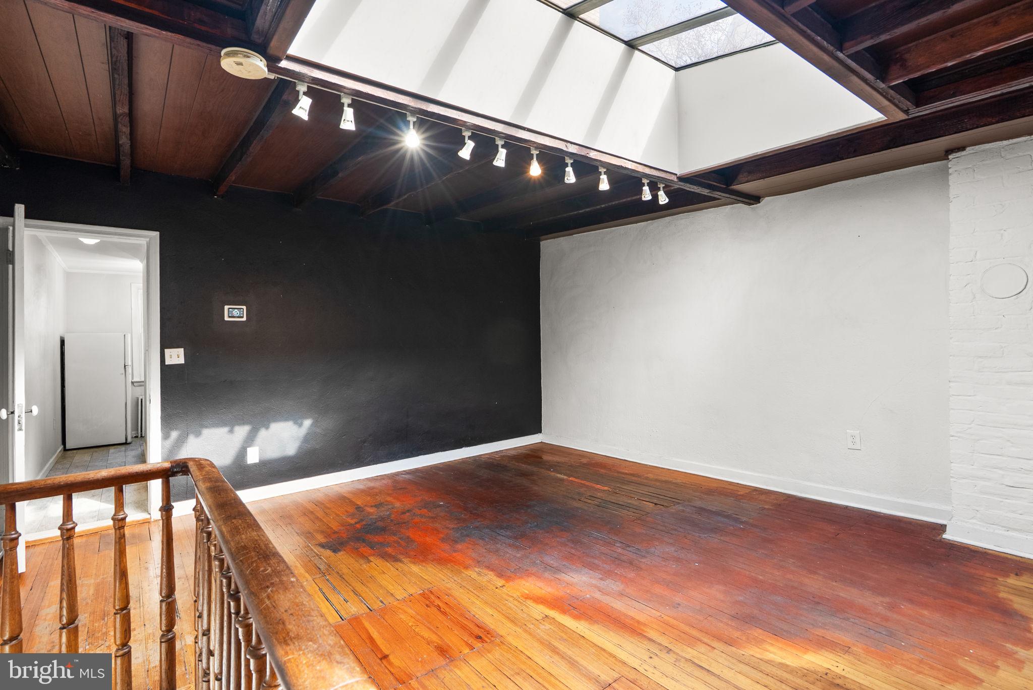 Washington, District of Columbia, 20003, United States, ,Residential,For Sale,1990462