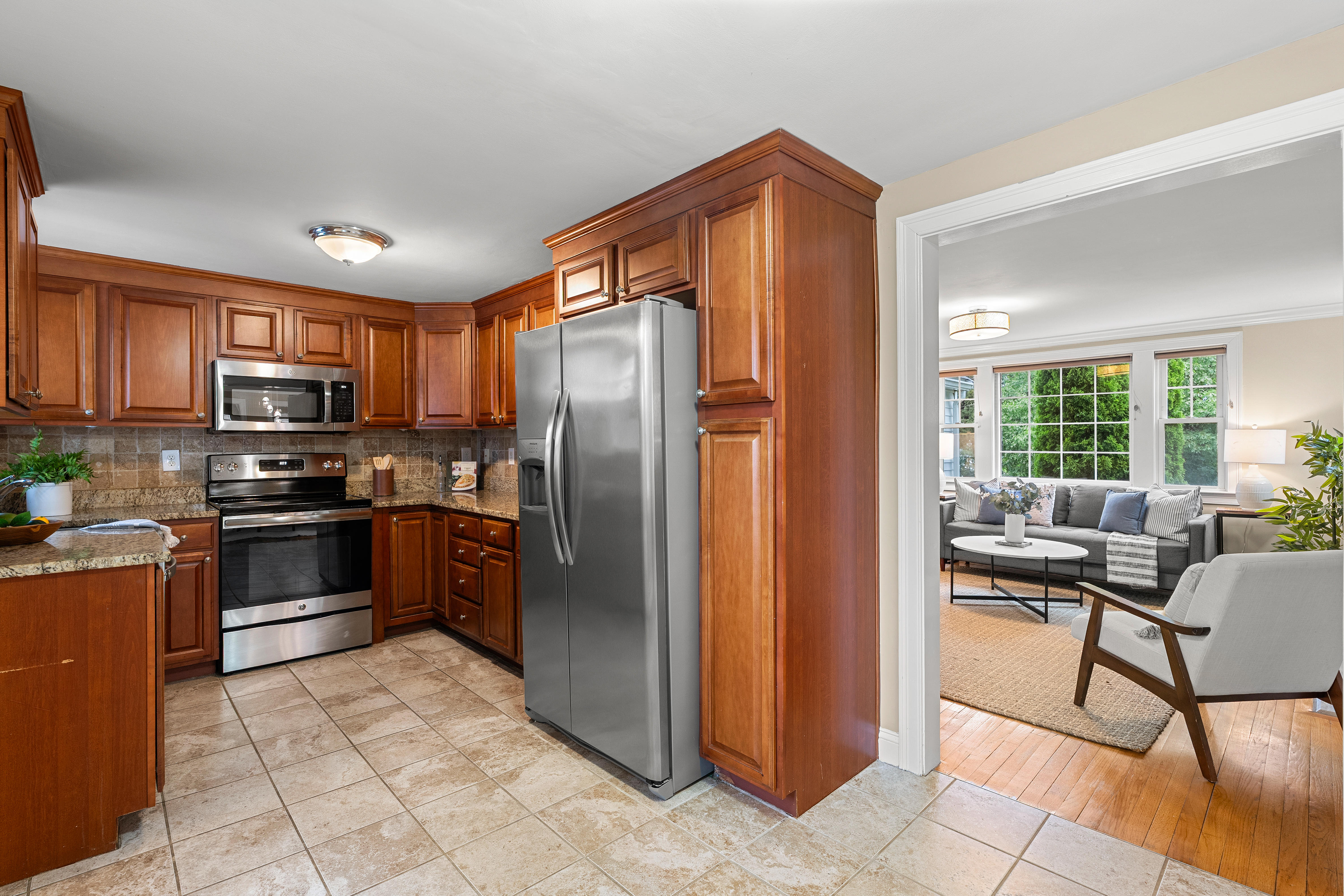  19 Cunningham Circle, Waltham, MA, 02453 - 物件實景