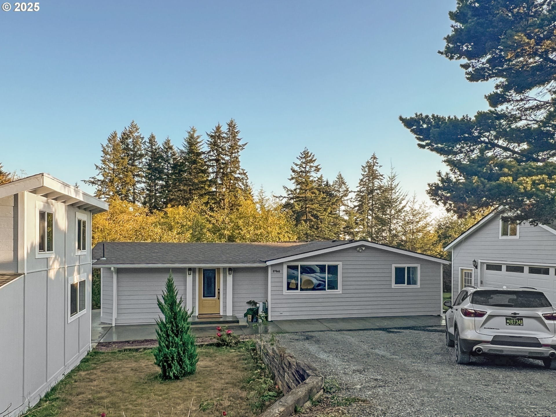 Brookings, Oregon, 97415, United States, 3 Bedrooms Bedrooms, ,3 BathroomsBathrooms,Residential,For Sale,1981289