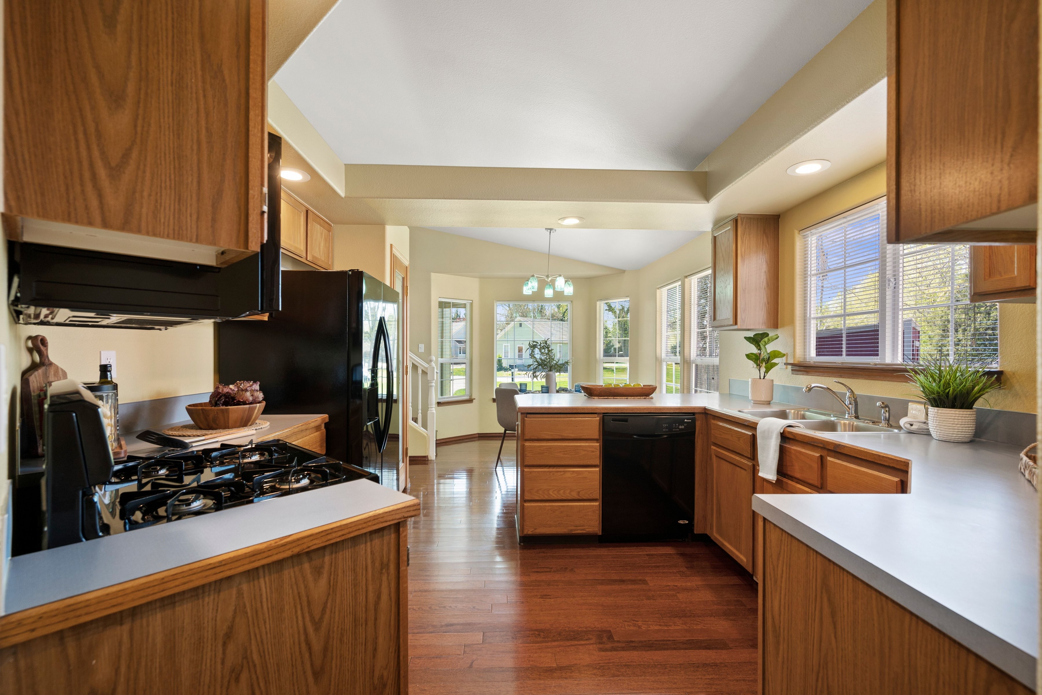  SE Boise Gem with Two Primary Suites and no HOA - 物件實景