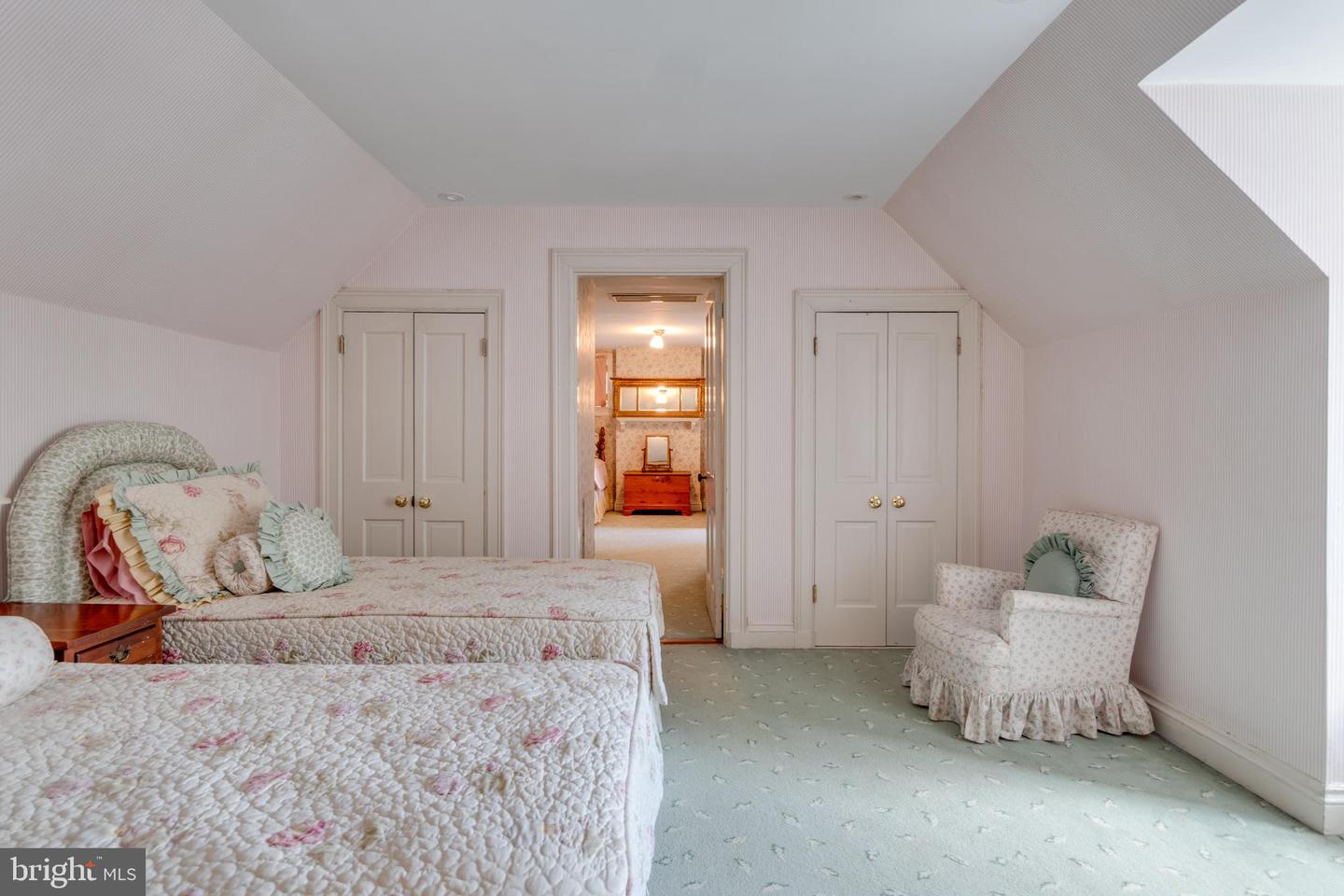 Alexandria, Virginia, 22301, United States, 4 Bedrooms Bedrooms, ,5 BathroomsBathrooms,Residential,For Sale,2000404