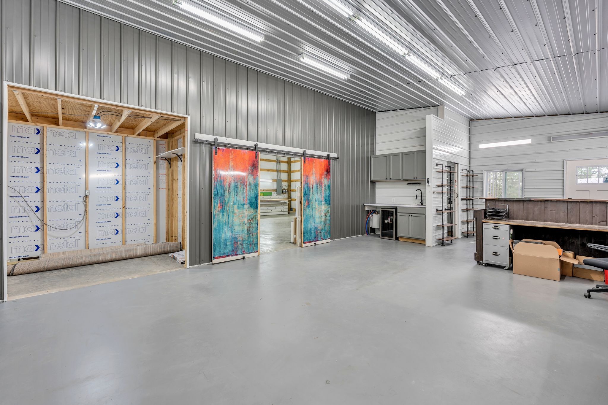 Lawrenceburg, Tennessee, 38464, United States, 3 Bedrooms Bedrooms, ,2 BathroomsBathrooms,Residential,For Sale,1988377