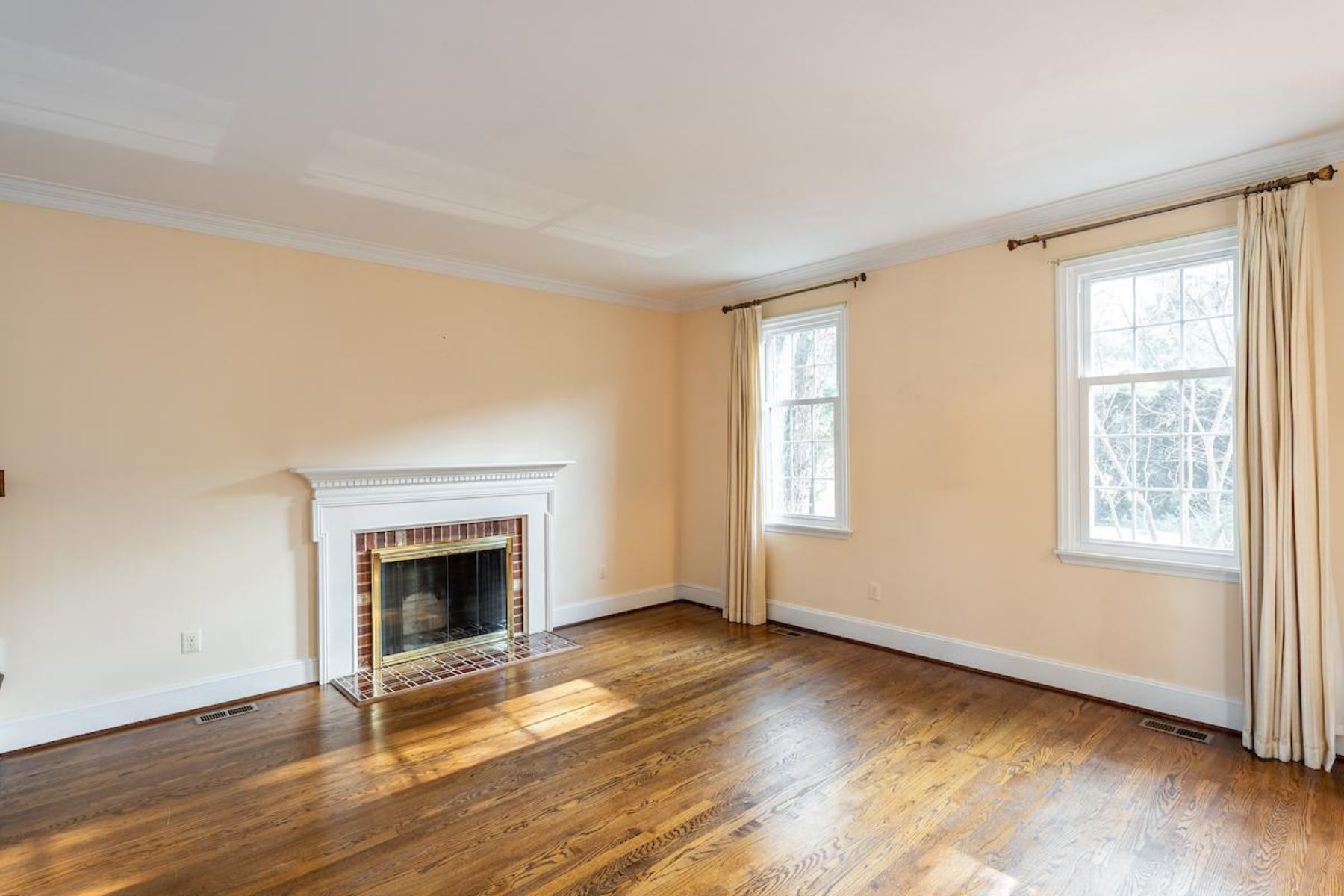 7348 Lewinsville Square Place, Mclean, VA, 22101 - 物件實景