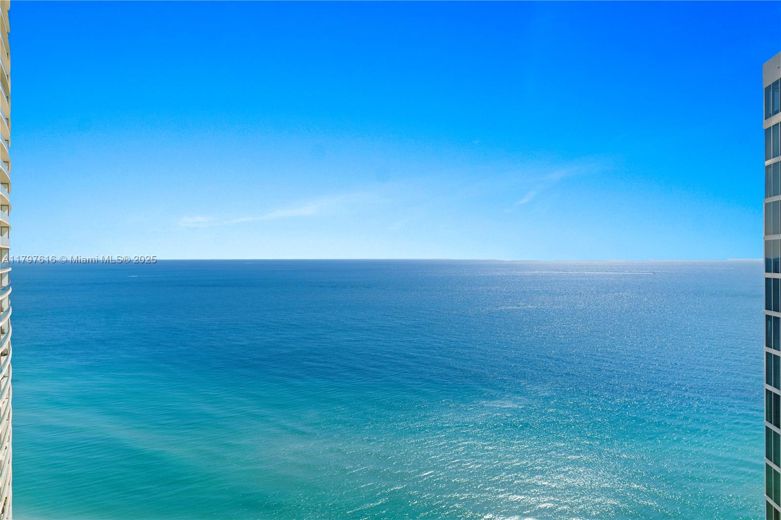 Sunny Isles Beach, Florida, 33160, United States, 3 Bedrooms Bedrooms, ,5 BathroomsBathrooms,Residential,For Sale,1796970