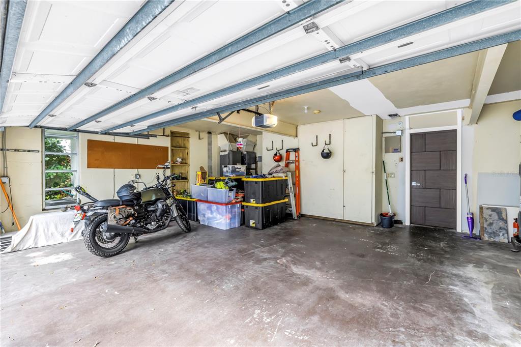 St Petersburg, Florida, 33704, United States, 4 Bedrooms Bedrooms, ,4 BathroomsBathrooms,Residential,For Sale,1991901