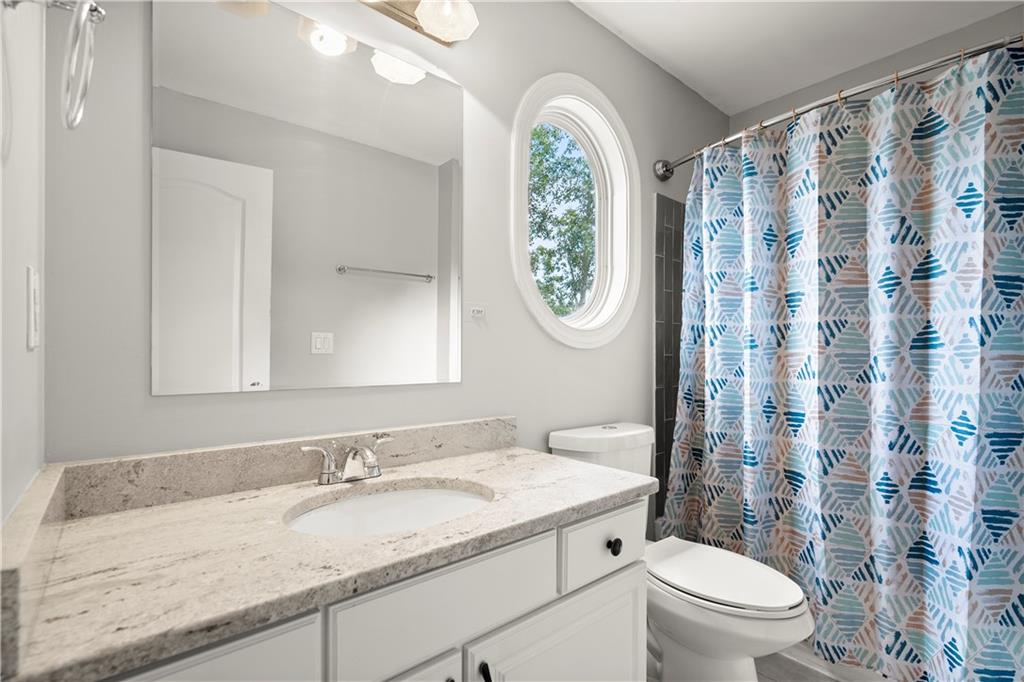 Mcdonough, Georgia, 30253, United States, 6 Bedrooms Bedrooms, ,5 BathroomsBathrooms,Residential,For Sale,1930134