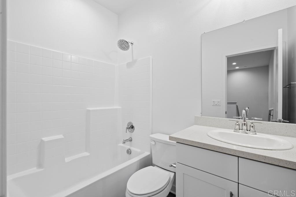 El Cajon, California, 92020, United States, 3 Bedrooms Bedrooms, ,3 BathroomsBathrooms,Residential,For Sale,1932515