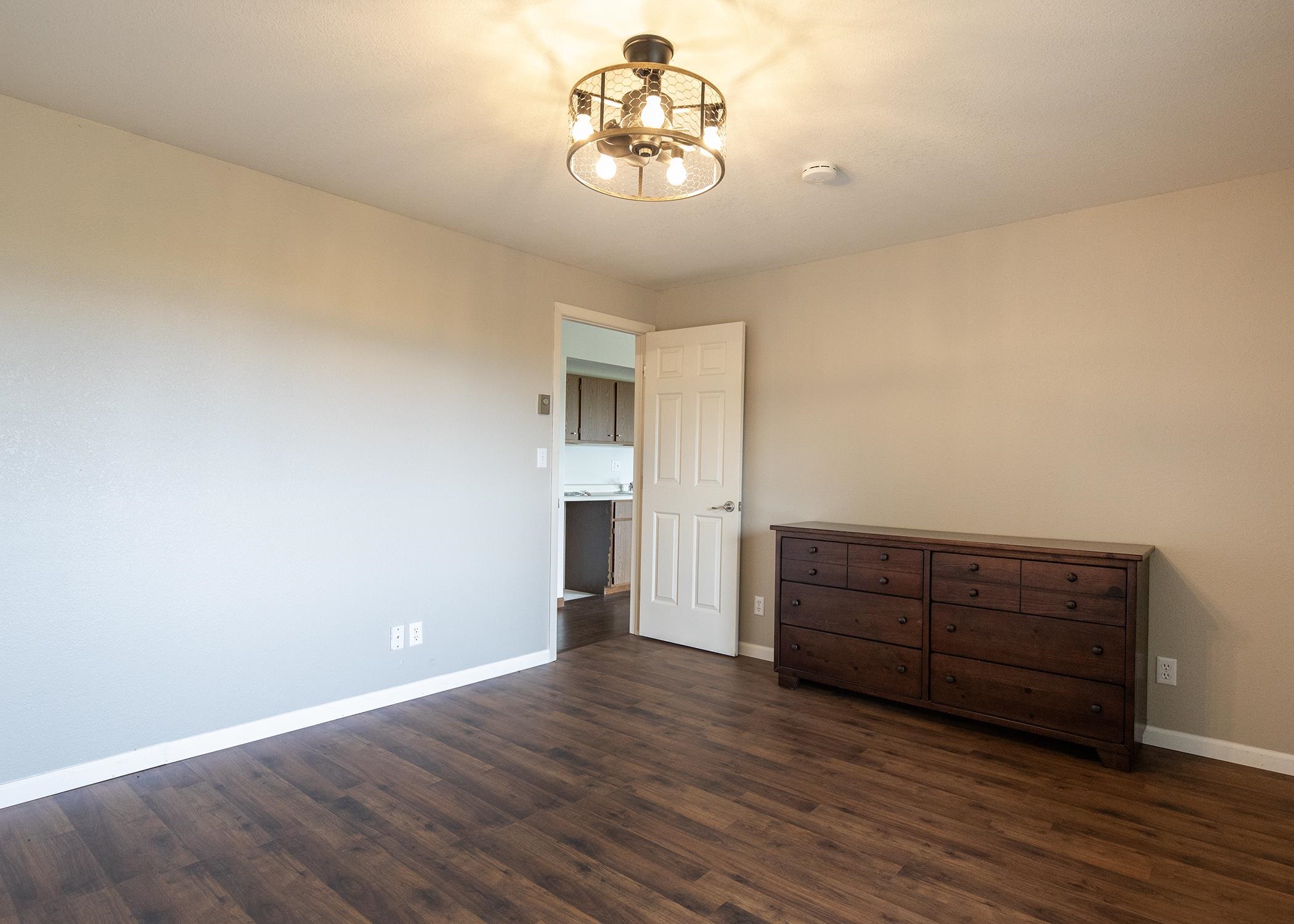 Duluth, Minnesota, 55805, United States, 4 Bedrooms Bedrooms, ,2 BathroomsBathrooms,Residential,For Sale,1941735