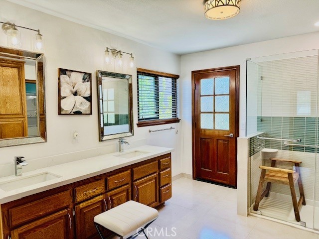 Canyon Lake, California, 92587, United States, 3 Bedrooms Bedrooms, ,2 BathroomsBathrooms,Residential,For Sale,1921112
