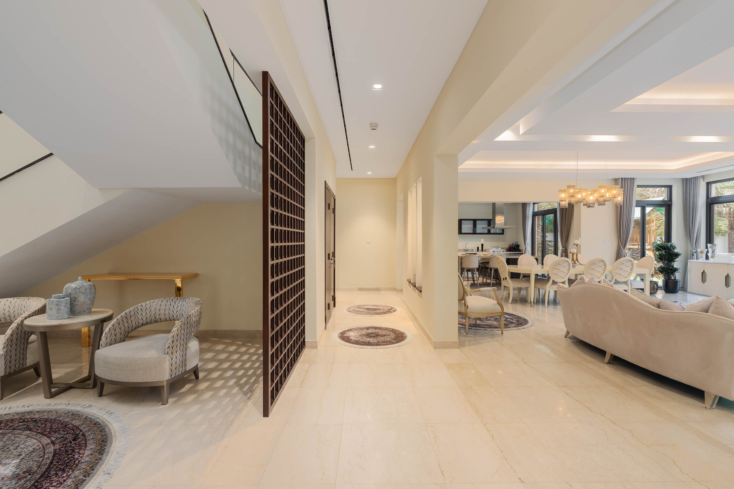  Villa on Private Corner Plot in District One - 物件實景
