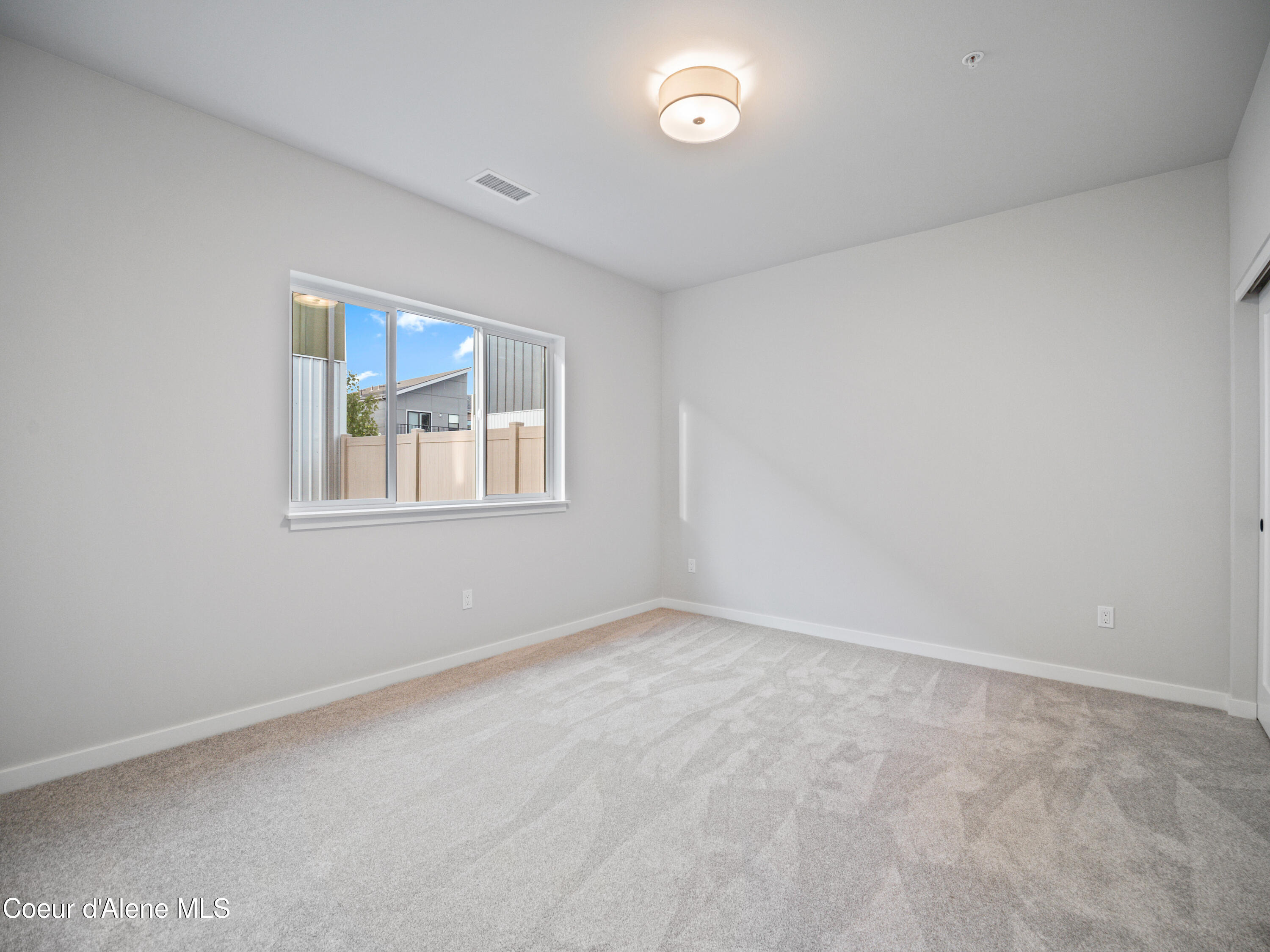 Post Falls, Idaho, 83854, United States, 4 Bedrooms Bedrooms, ,3 BathroomsBathrooms,Residential,For Sale,1911727