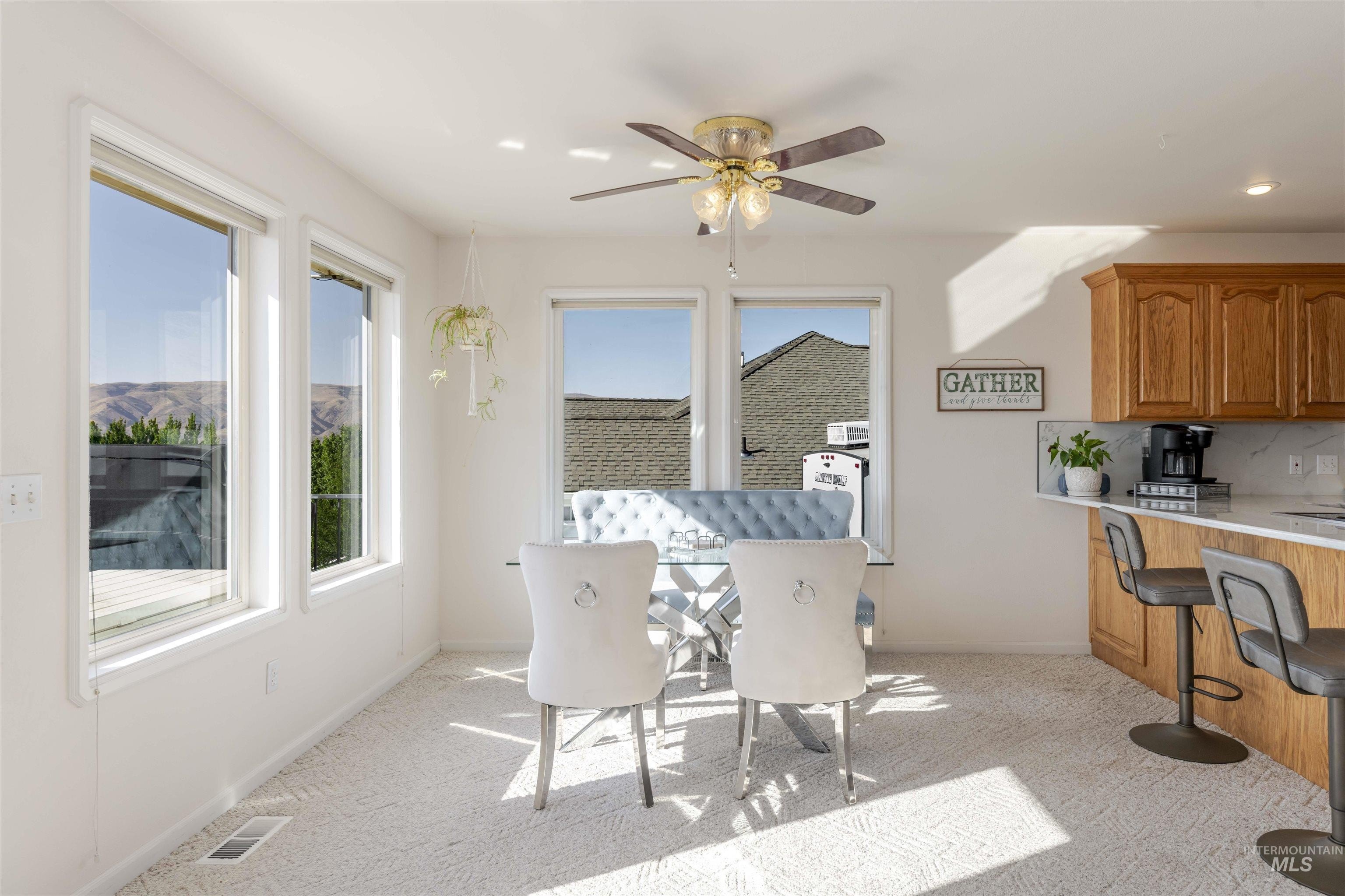 Lewiston, Idaho, 83501, United States, 4 Bedrooms Bedrooms, ,3 BathroomsBathrooms,Residential,For Sale,1936984