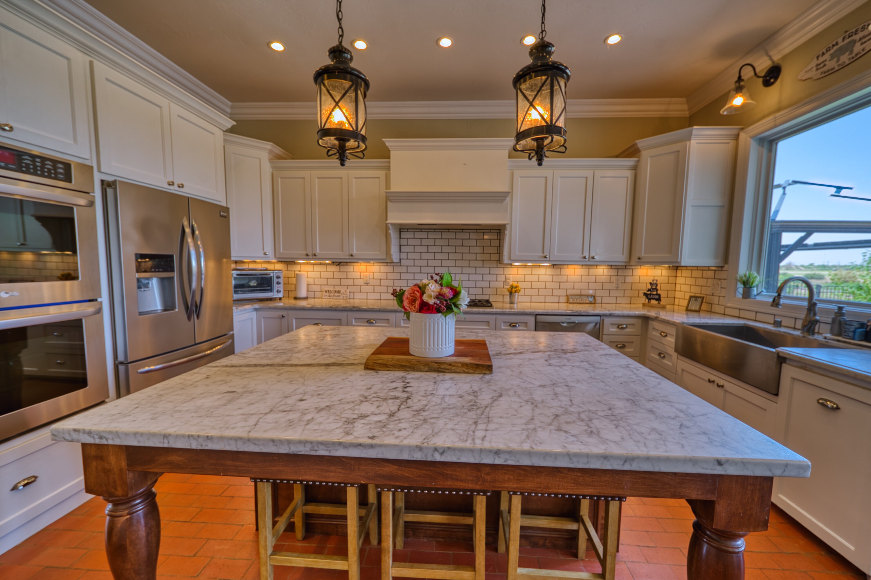 Carlsbad, New Mexico, 88220, United States, 5 Bedrooms Bedrooms, ,4 BathroomsBathrooms,Residential,For Sale,1974334