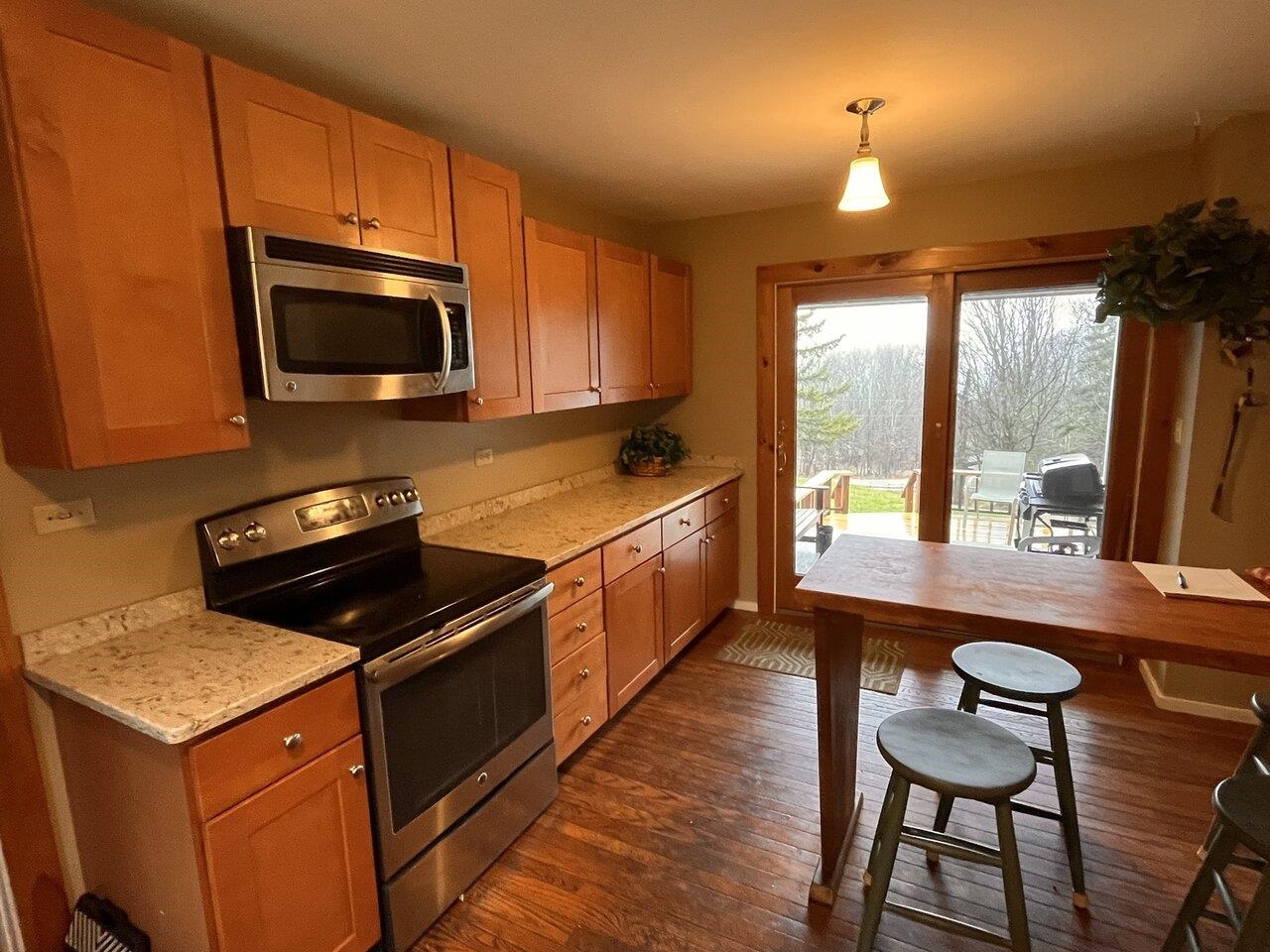 Waitsfield, Vermont, 05673, United States, 3 Bedrooms Bedrooms, ,2 BathroomsBathrooms,Residential,For Sale,1991927