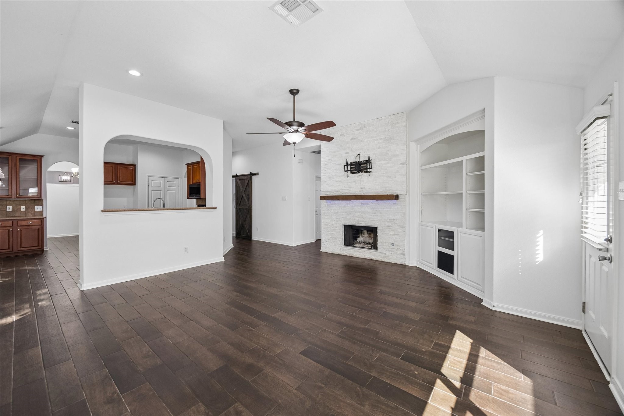  20910 Sandy Briar Court - 物件實景
