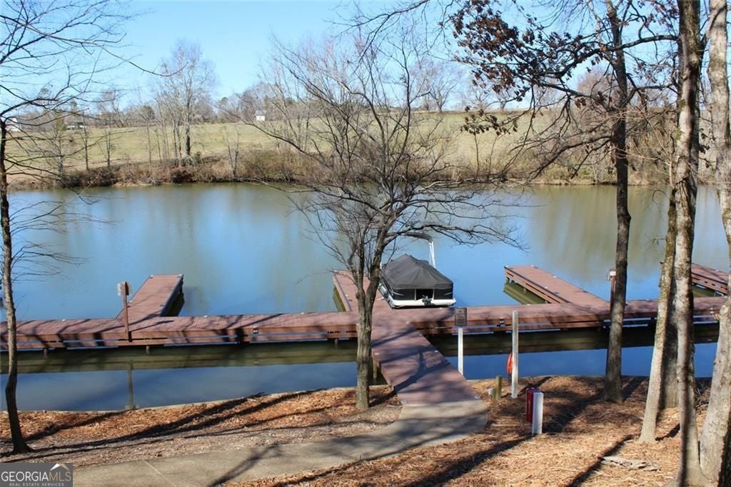 Greensboro, Georgia, 30642, United States, 2 Bedrooms Bedrooms, ,3 BathroomsBathrooms,Residential,For Sale,2017399