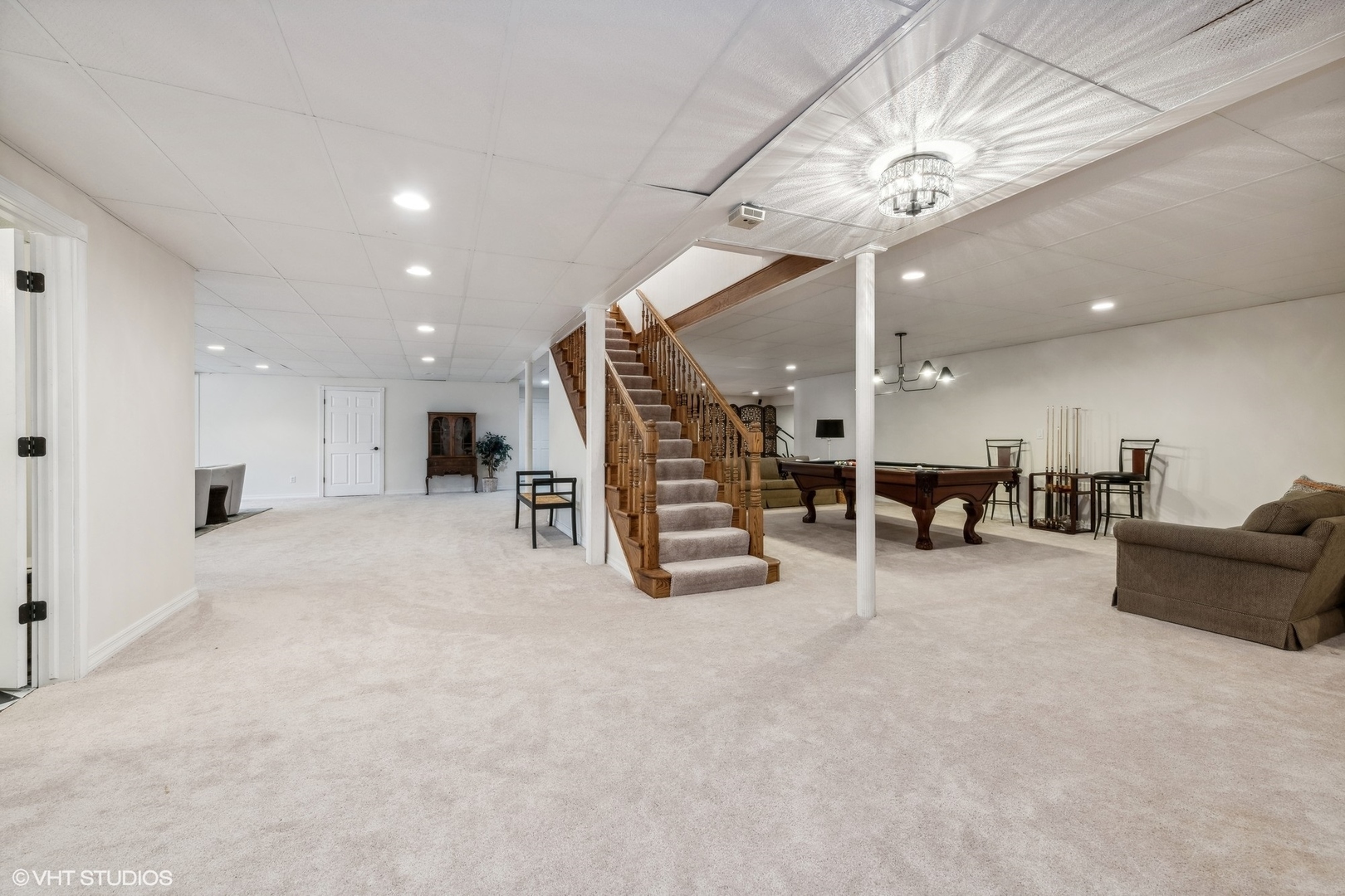 Inverness, Illinois, 60010, United States, 5 Bedrooms Bedrooms, ,6 BathroomsBathrooms,Residential,For Sale,1927406