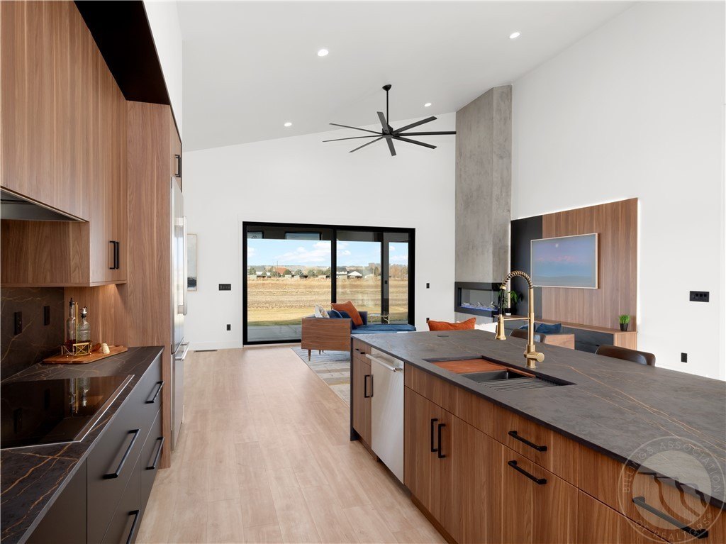 Billings, Montana, 59106, United States, 4 Bedrooms Bedrooms, ,3 BathroomsBathrooms,Residential,For Sale,1982889