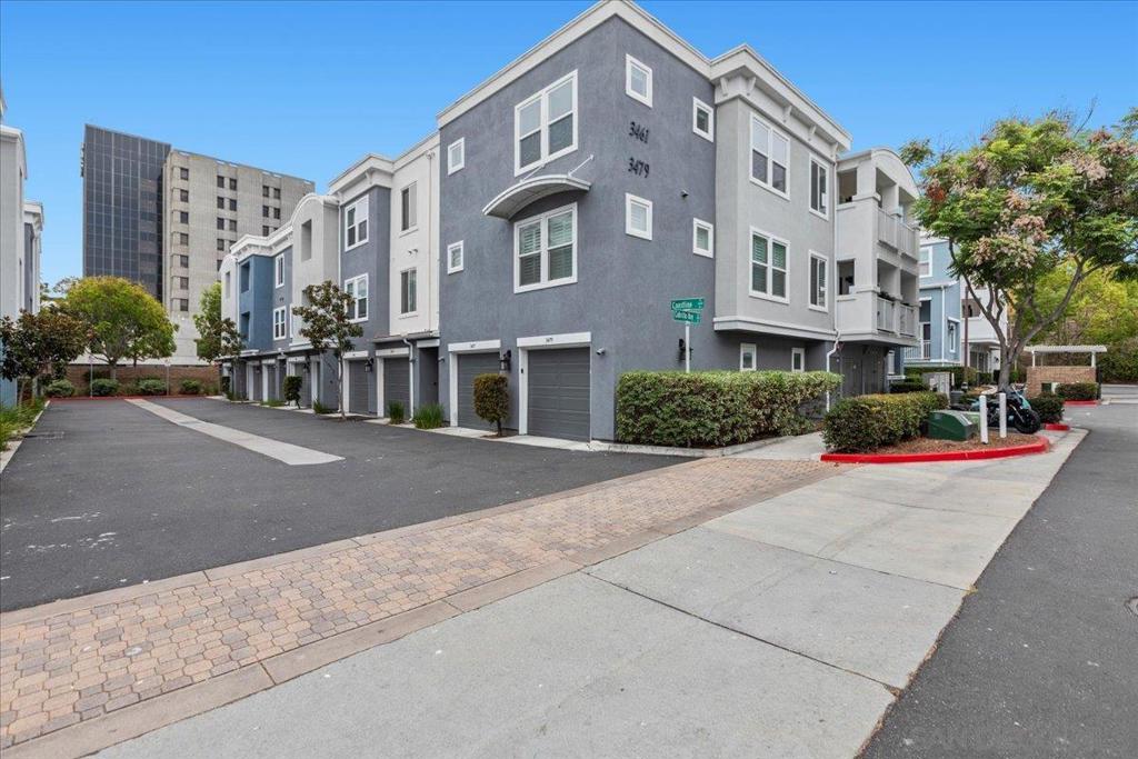 San Diego, California, 92110, United States, 3 Bedrooms Bedrooms, ,2 BathroomsBathrooms,Residential,For Sale,1914141