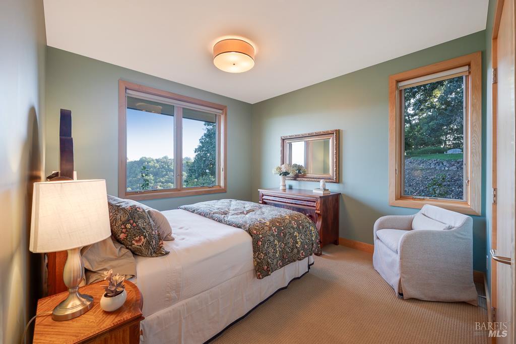 Healdsburg, California, 95448, United States, 3 Bedrooms Bedrooms, ,4 BathroomsBathrooms,Residential,For Sale,1866142