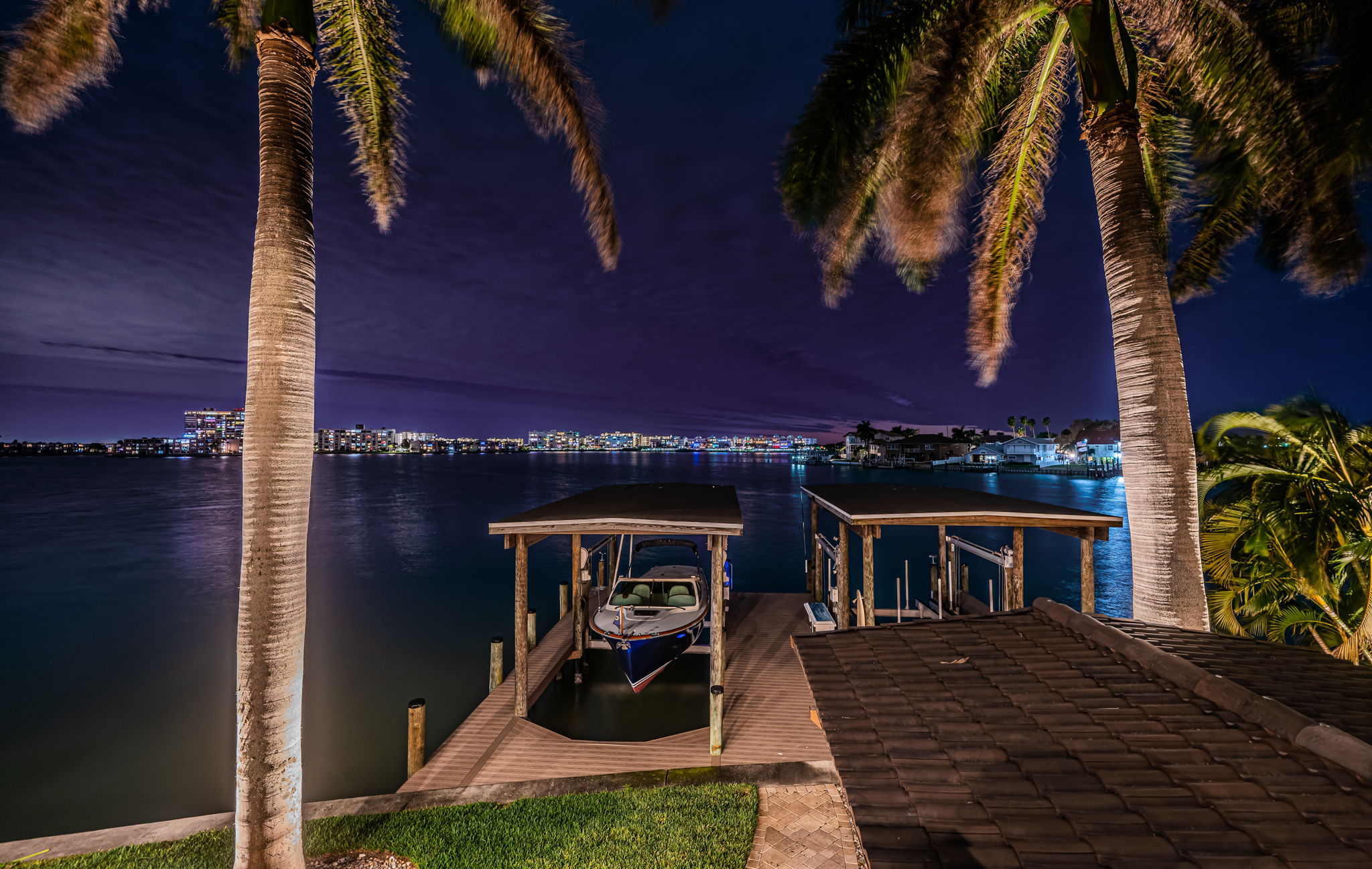 St Petersburg, Florida, 33707, United States, 5 Bedrooms Bedrooms, ,5 BathroomsBathrooms,Residential,For Sale,2007772