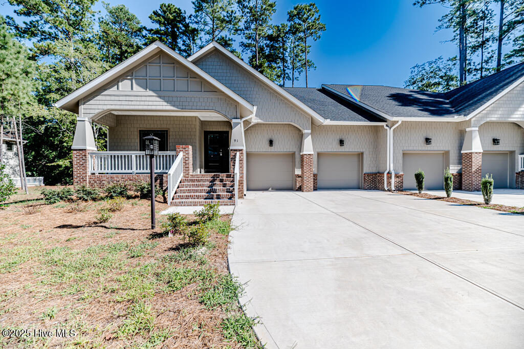 Pinehurst, North Carolina, 28374, United States, 4 Bedrooms Bedrooms, ,4 BathroomsBathrooms,Residential,For Sale,1895697