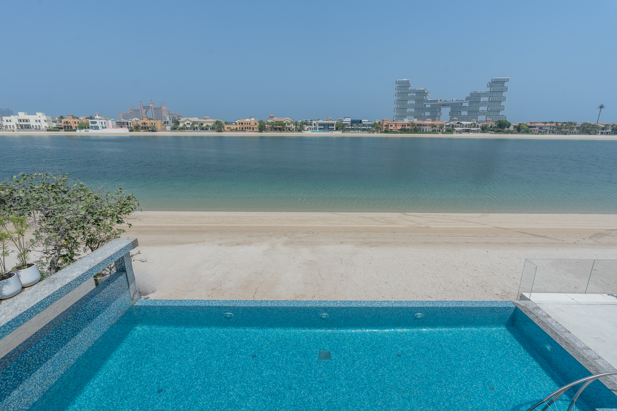  Renovated Palm Jumeirah Villa With Private Beach - 物件實景