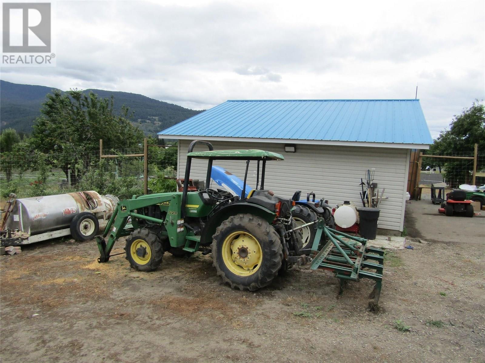 GRAND FORKS, British Columbia, V0H 1H5, CA, 6 Bedrooms Bedrooms, ,3 BathroomsBathrooms,Residential,For Sale,1947693