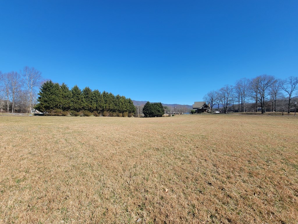 Hayesville, North Carolina, 28904, United States, 3 Bedrooms Bedrooms, ,1 BathroomBathrooms,Residential,For Sale,1887043