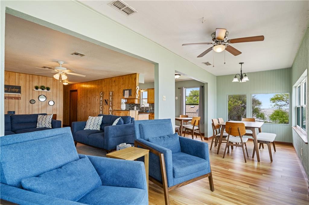 Riviera, Texas, 78379, United States, 3 Bedrooms Bedrooms, ,2 BathroomsBathrooms,Residential,For Sale,1857703