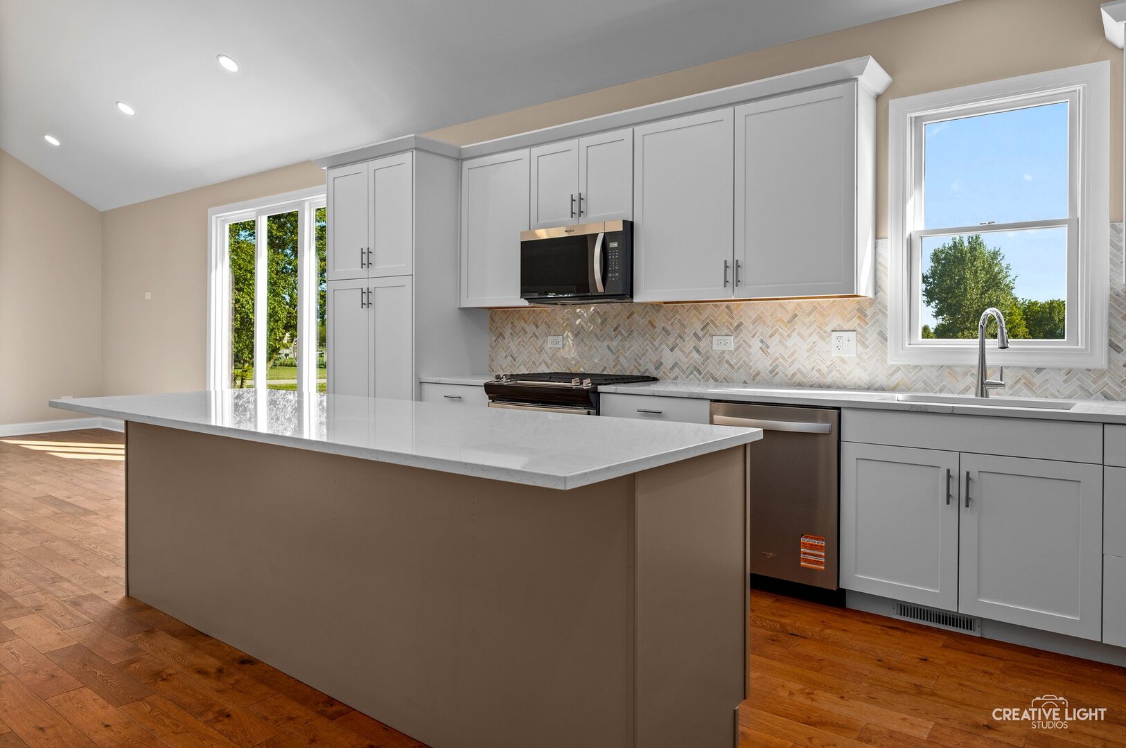 Sandwich, Illinois, 60548, United States, 3 Bedrooms Bedrooms, ,3 BathroomsBathrooms,Residential,For Sale,1994798