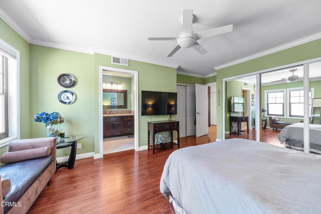 Pasadena, California, 91106, United States, 2 Bedrooms Bedrooms, ,3 BathroomsBathrooms,Residential,For Sale,1913443