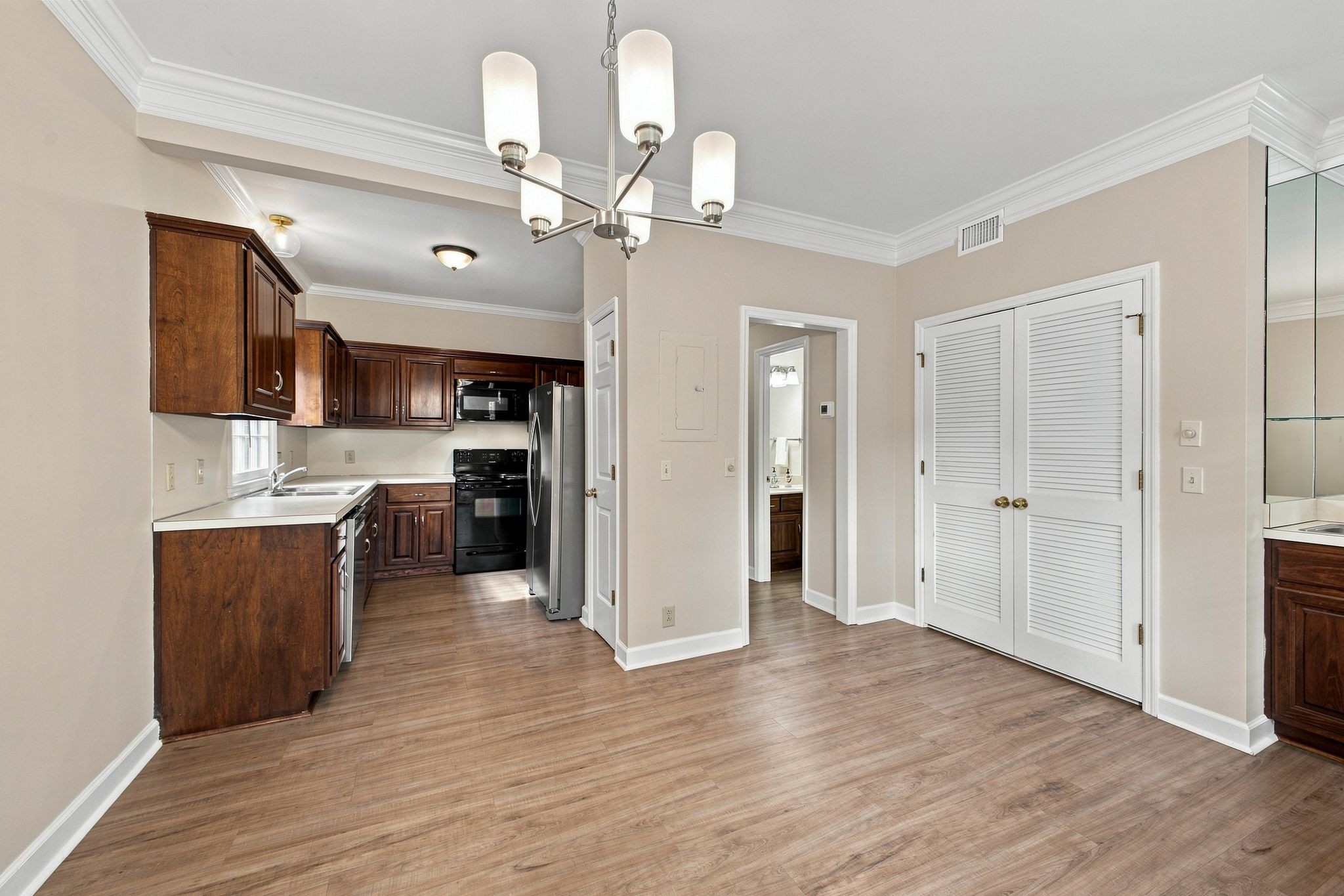  2308 Sharondale Drive, Nashville, TN, 37215 - 物件實景